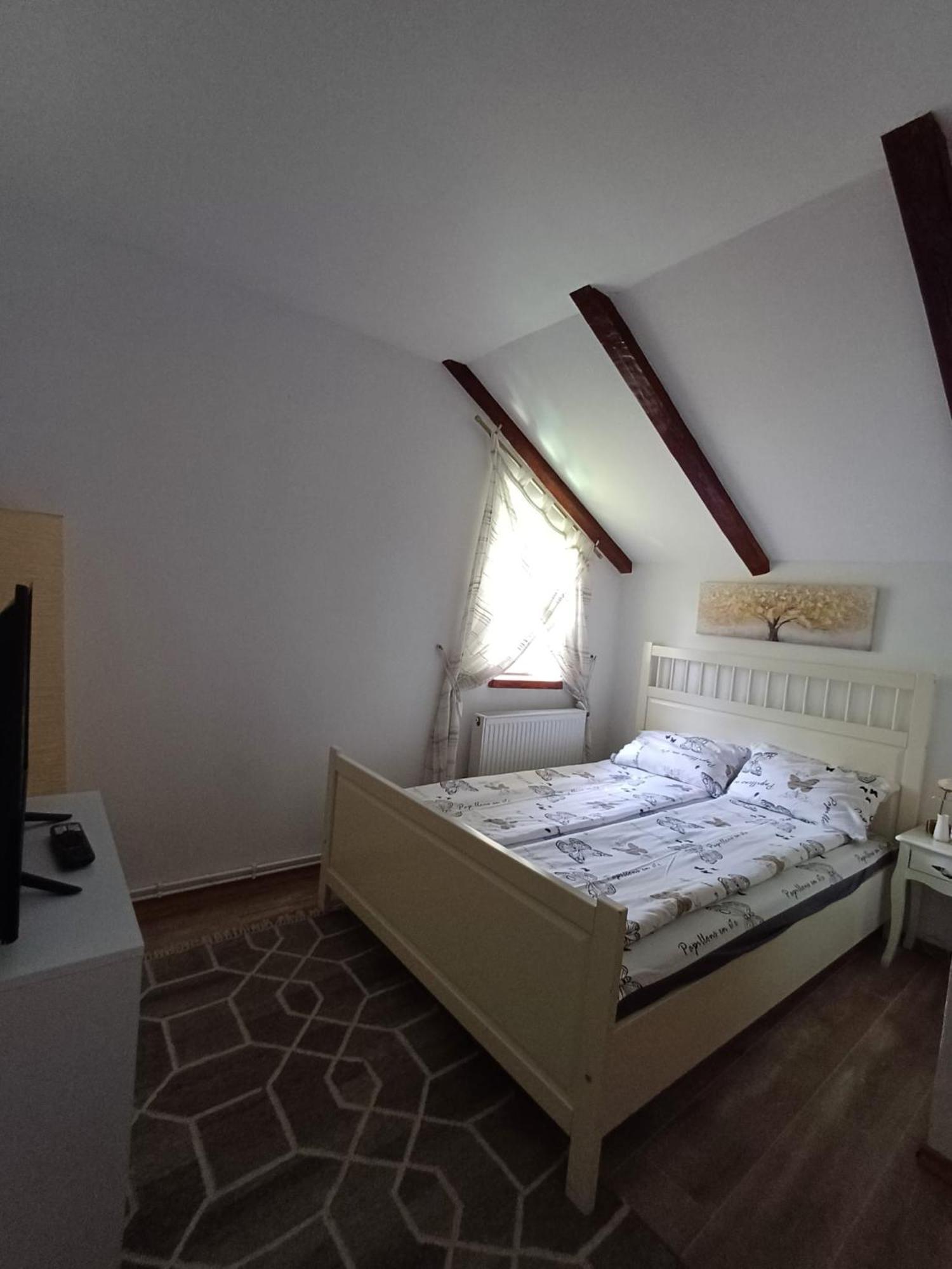 Отель Casa Marandy Sadu Экстерьер фото