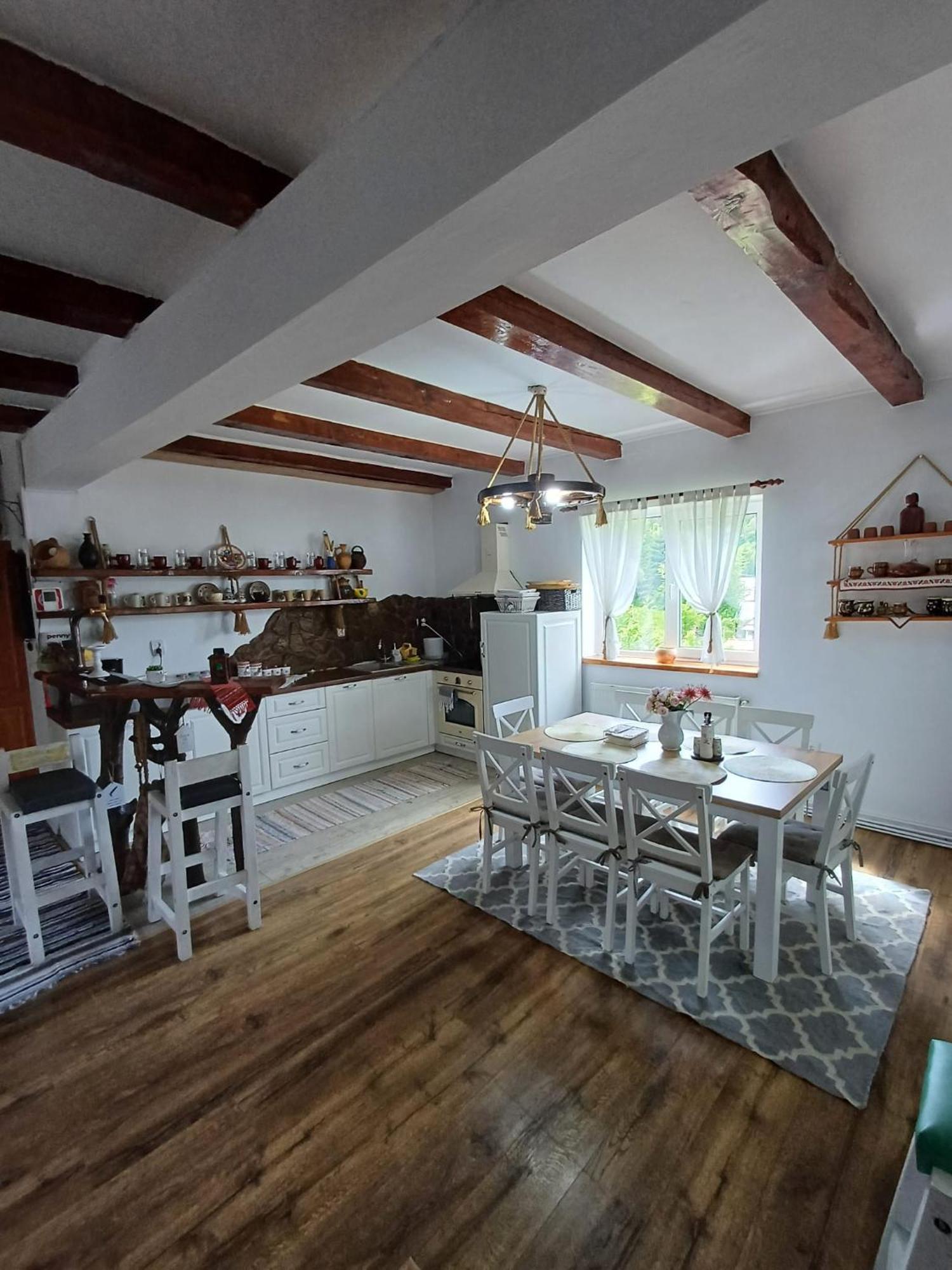 Отель Casa Marandy Sadu Экстерьер фото